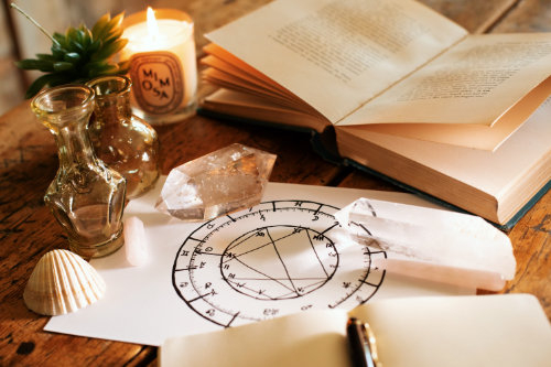 Que signifie la dixième maison en astrologie ?