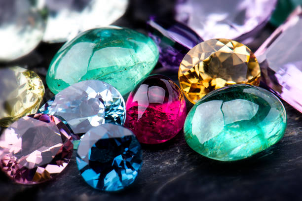 Quelles pierres précieuses vous conviennent selon vos signes du zodiaque ?