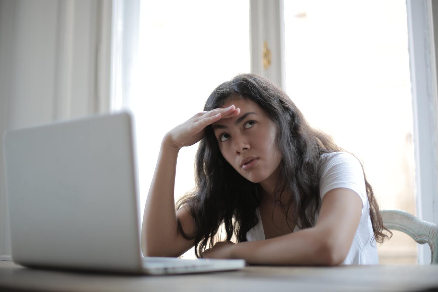 The Top 6 Zodiac Signs That Freak Out Under Deadlines