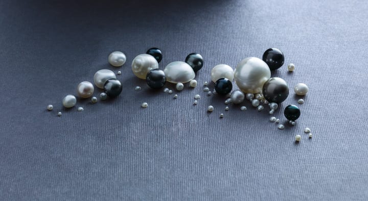 Les pierres de lune et les perles fonctionnent-elles de la même manière selon l’astrologie ?