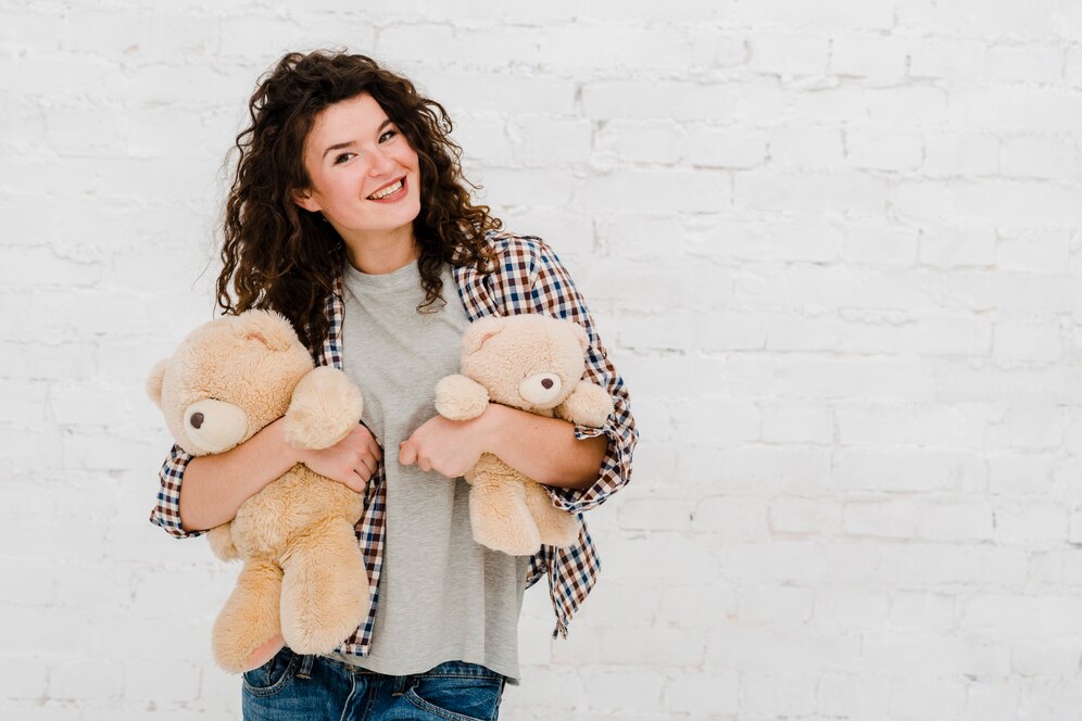 5 Zodiac Signs Who Like Teddy