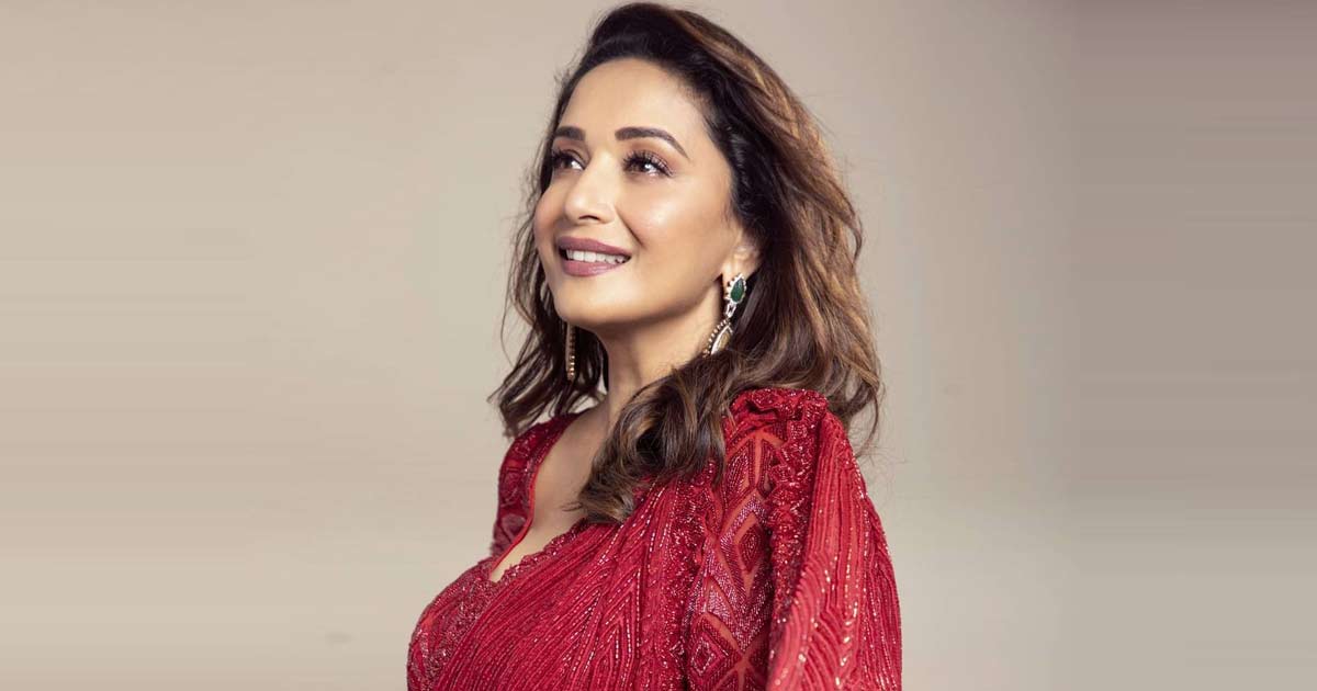 Madhuri Dixit sur la deuxième vague de COVID-19 : "C'est navrant de voir la pandémie prendre à nouveau le dessus sur nos vies"