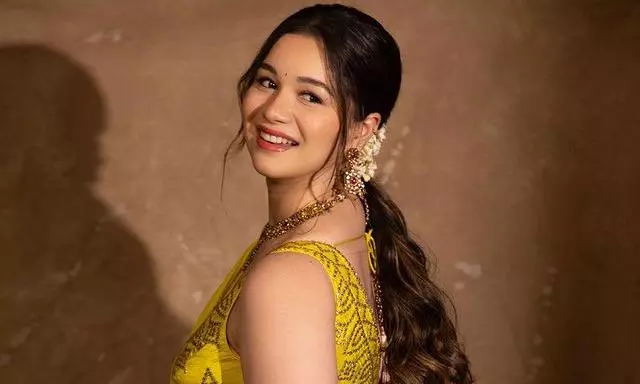 Sara se prépare pour la période préférée de son année !  |  Sara se prépare pour la période préférée de son année !