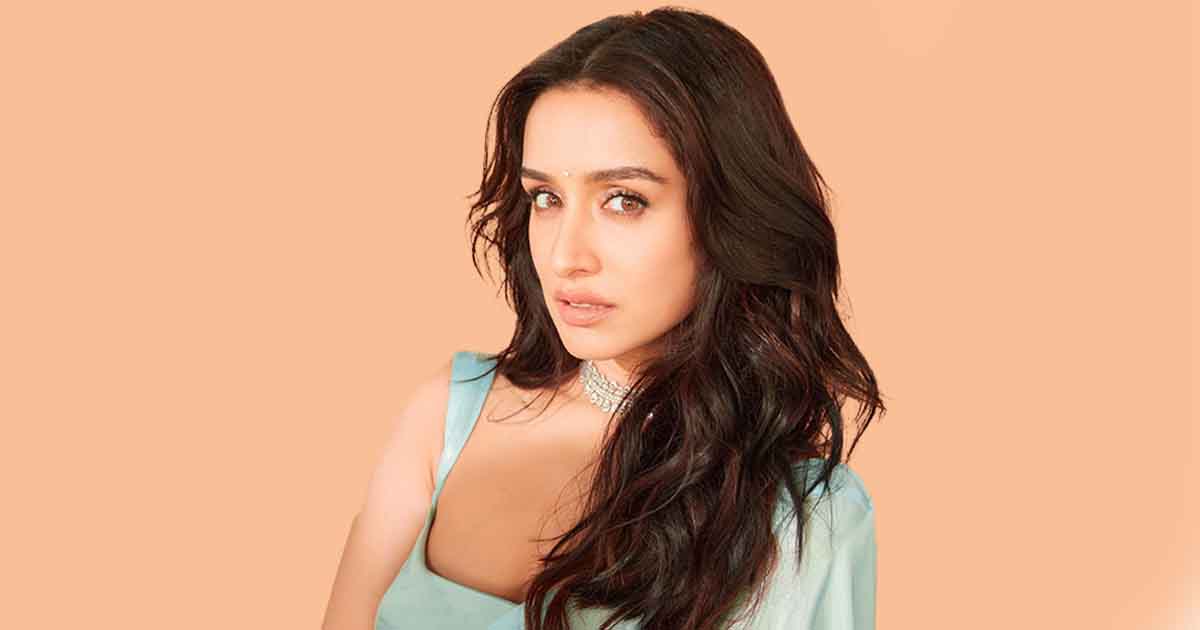 Shraddha Kapoor obtient un rouge flamboyant à un test de détecteur de mensonge en demandant, "Voudriez-vous épouser quelqu’un qui n’aime pas Vada Pav ?"