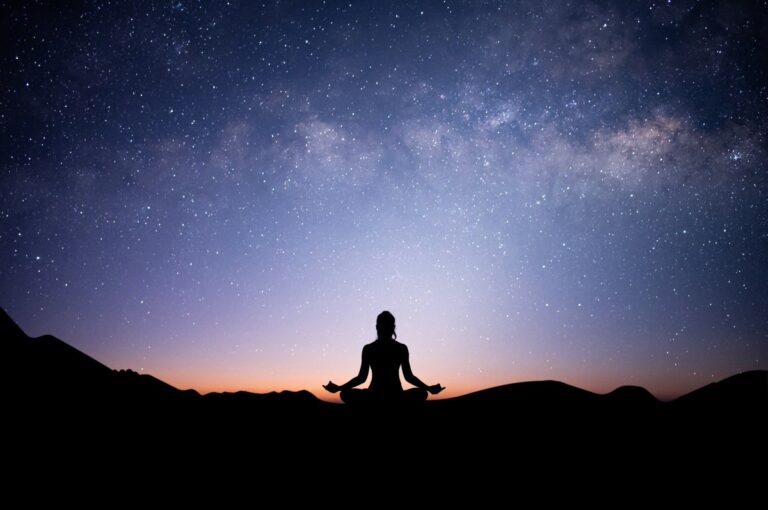 Préparez-vous au dernier Mercure rétrograde de 2025 : effets et astuces