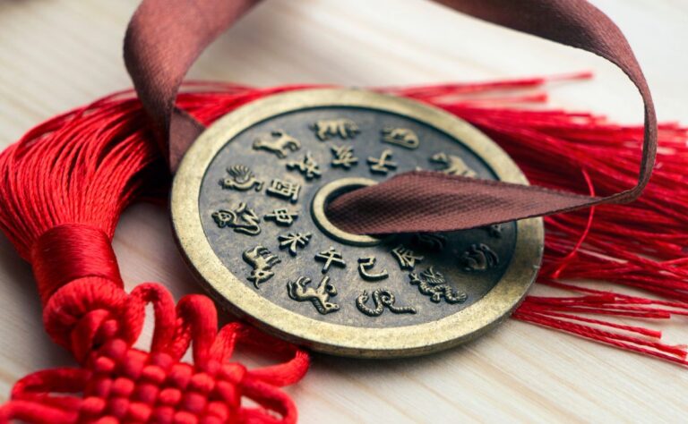 Un coup de chance attend 3 signes du zodiaque chinois du 2 au 8 février 2026