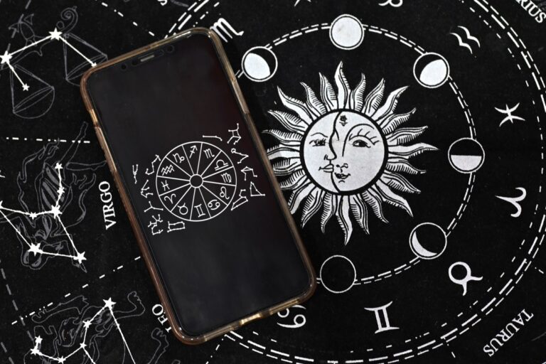 Horoscope karmique des 3 signes qui clôturent les cycles jusqu'au 15 mars