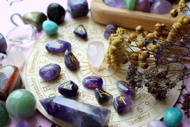 La pierre énergétique qui peut vous équilibrer, selon votre mois de naissance