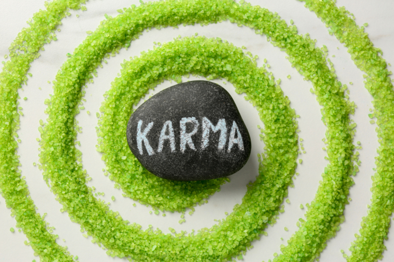 Karma récompensera 5 signes du zodiaque en juillet 2026