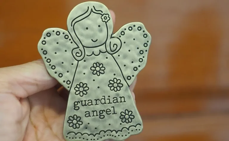 L&rsquo;ange gardien qui accompagne votre signe du zodiaque : sa signification spirituelle
