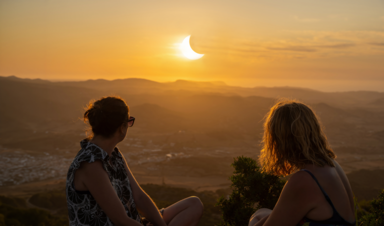 Qu&rsquo;adviendra-t-il des 3 signes les plus touchés par l&rsquo;éclipse solaire d&rsquo;août 2026