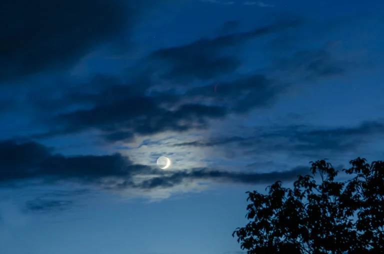 L&rsquo;impact de la Nouvelle Lune d&rsquo;octobre 2026 sur votre signe : comment elle vous affecte