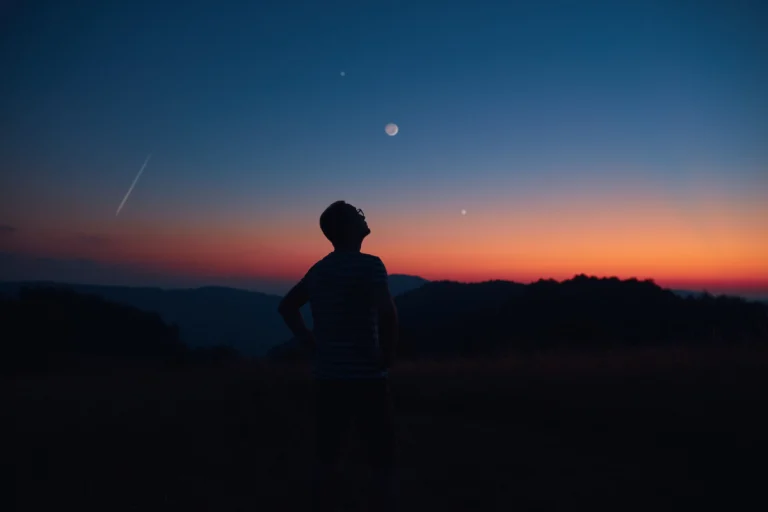 3 signes du zodiaque devraient être très attentifs à la Nouvelle Lune d&rsquo;octobre