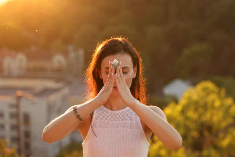Comment nettoyer votre aura lorsqu&rsquo;elle est affectée par l&rsquo;énergie de personnes négatives