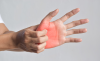 Les mains qui démangent ont une signification spirituelle.